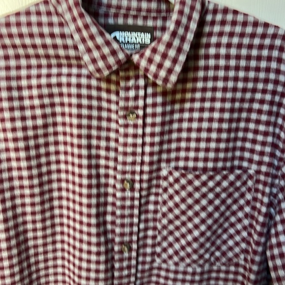 Mountain Khaki’s Flannel men’s shirt.  100% Cotten.   Very soft flannel fabric - Picture 3 of 4